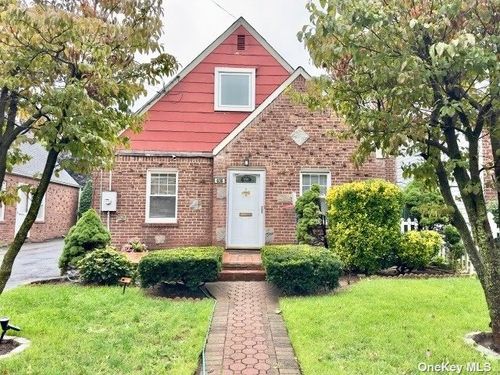 636 Tulip Avenue, Garden City, NY, 11530 | Card Image