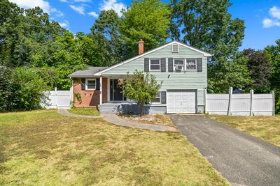 168 Ford Road, House other with 3 bedrooms, 1 bathrooms and null parking in Windsor CT | Image 2