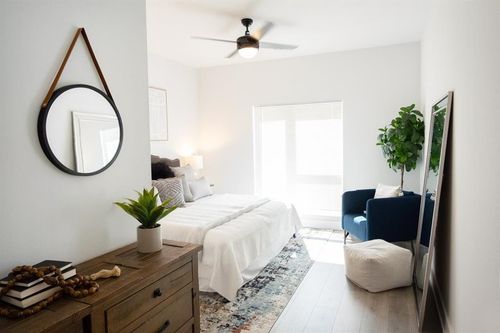 apt-203-2220 Webberville Rd, Austin, TX, 78702-3679 | Card Image