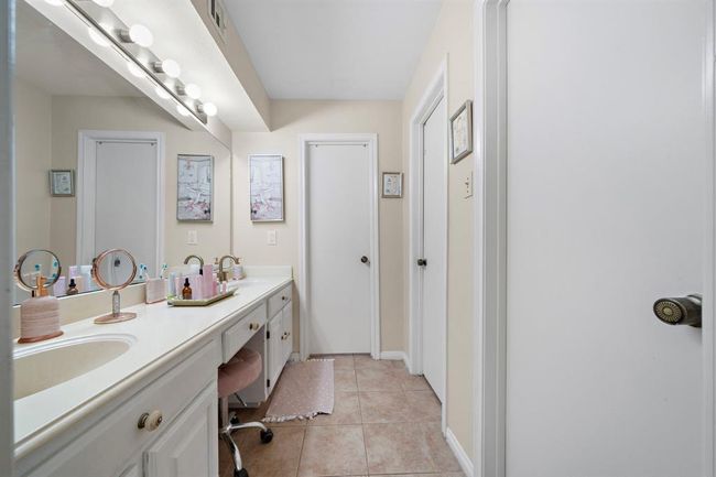 19527 Enchanted Spring Dr, House other with 4 bedrooms, 3 bathrooms and 2 parking in Spring TX | Image 27