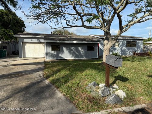 329 W Arlington St, Satellite Beach, FL, 32937-5212 | Card Image