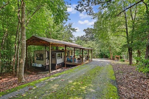 282 Low Gap Rd, Hayesville, NC, 28904-9117 | Card Image