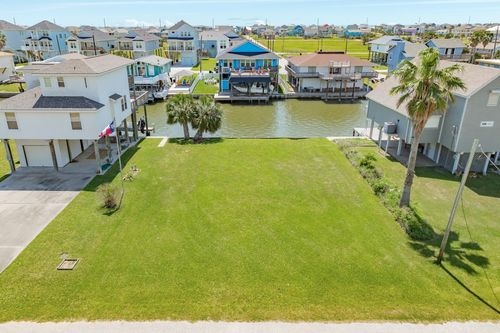 10 Vida St, Galveston, TX, 77554 | Card Image