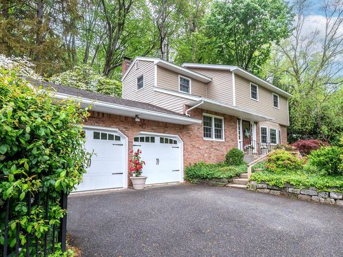 348 Littleworth Ln, Sea Cliff, NY, 11579-1920 | Card Image