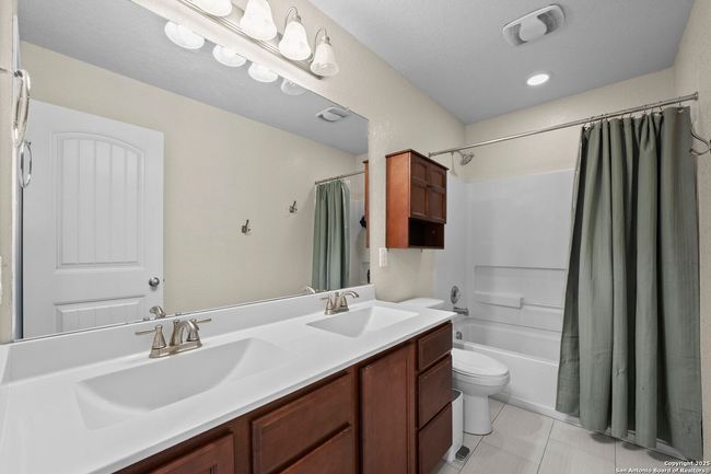 220 Hinge Gate, House other with 3 bedrooms, 2 bathrooms and null parking in Cibolo TX | Image 23