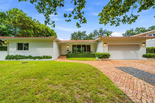 5510 Orduna Dr, Coral Gables, FL, 33146-2644 | Card Image