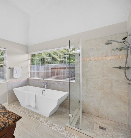 4415 Echo Falls Dr, Kingwood, TX, 77345-1049 | Card Image
