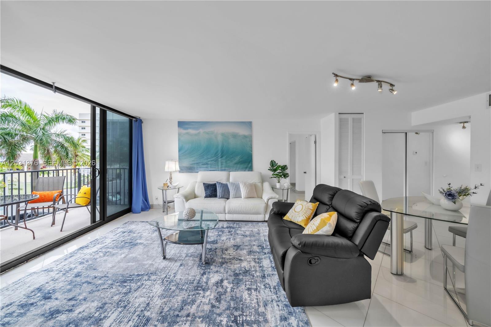 Residential in Hollywood 3