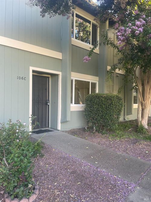 c-106 Oliva Ct, Novato, CA, 94947-2116 | Card Image