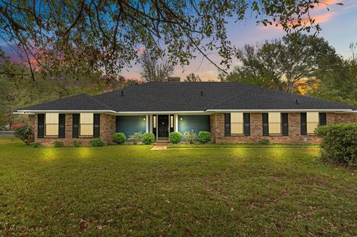 7553 Beebe Dr, Greenwood, LA, 71033-3318 | Card Image