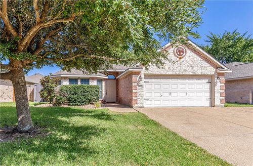 907 Turtle Dove Trl, College Station, TX, 77845-6054 | Card Image