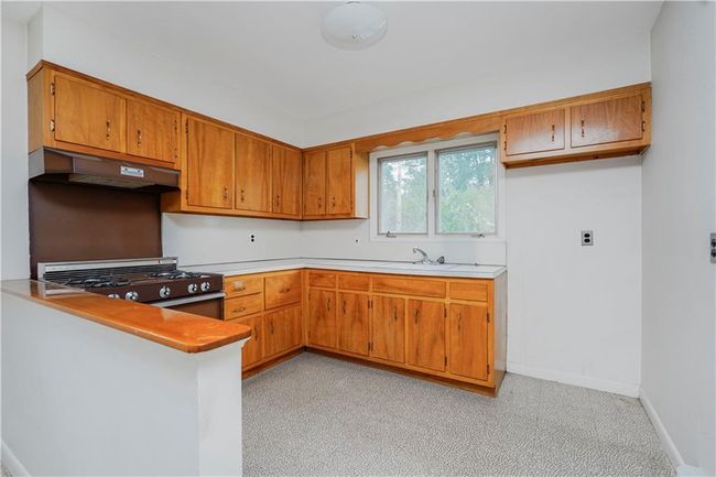 60 Cedar Ter, Home with 5 bedrooms, 2 bathrooms and null parking in Staten Island NY | Image 21