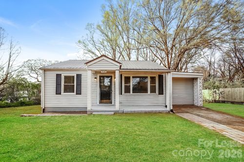 1522 7th Avenue Drive Sw, Hickory, NC, 28602 | Card Image