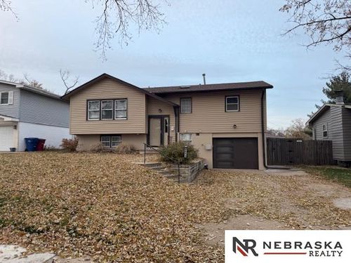 8822 Pine Dr, La Vista, NE, 68128-2036 | Card Image