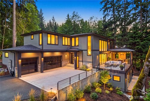 17720 Se 63rd Pl, Bellevue, WA, 98006-5008 | Card Image