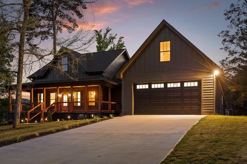 230 Clubhouse Dr, Jasper, TN, 37347-3041 | Card Image