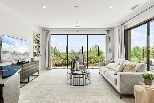 147 Oceano, Irvine, CA, 92602 | Card Image