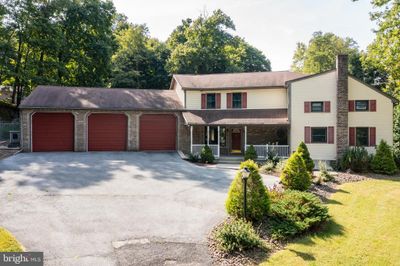 153 Stone Road, House other with 3 bedrooms, 2 bathrooms and null parking in WOMELSDORF PA | Image 1