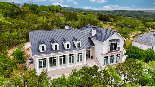 321 Bentwood Dr, Spring Branch, TX, 78070-6016 | Card Image