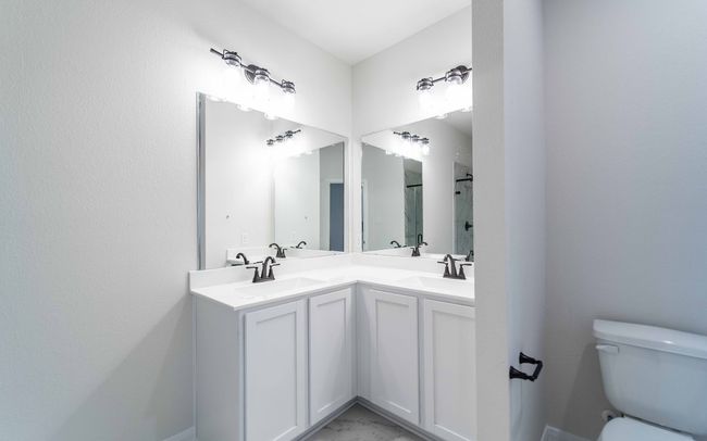 2408 Hollyhill Way, House other with 3 bedrooms, 2 bathrooms and null parking in Sherman TX | Image 10