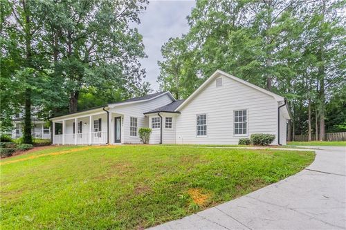 9201 Melody Cir Sw, Covington, GA, 30014-2076 | Card Image