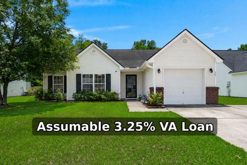 225 Border Rd, Goose Creek, SC, 29445-9643 | Card Image