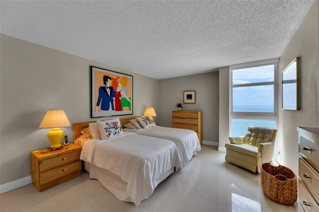 APT-1801 - 1370 S Ocean Blvd, Condo with 2 bedrooms, 3 bathrooms and null parking in Pompano Beach FL | Image 23