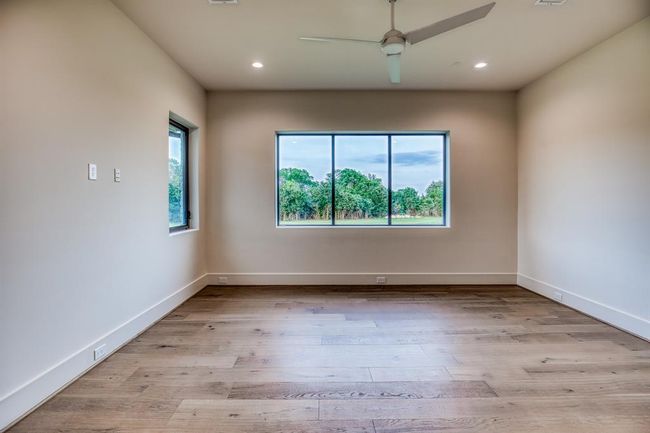 4961 Hartfield Rd, Home with 4 bedrooms, 5 bathrooms and 2 parking in Round Top TX | Image 14