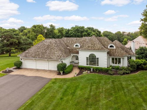 2255 French Creek Cir, Wayzata, MN, 55391-9399 | Card Image