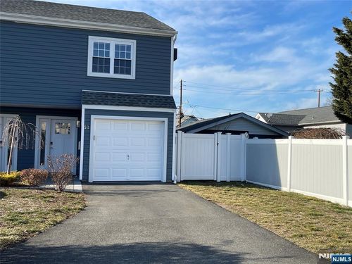 52 Reilly Court, Hackensack, NJ, 07601 | Card Image