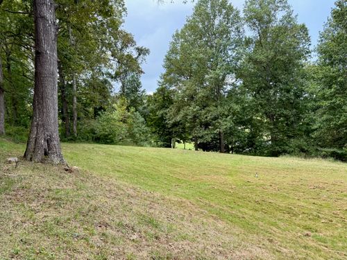 134 Weeping Willow Rd, Beattyville, KY, 41311-7064 | Card Image