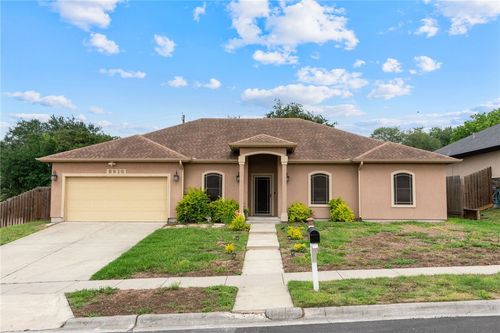 3910 Granite Peak Dr, Corpus Christi, TX, 78410-2247 | Card Image