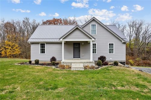 711 Route 288, Fombell, PA, 16123-1615 | Card Image