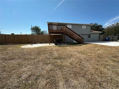 201 Volpe Cir, Gregory, TX, 78359 | Card Image