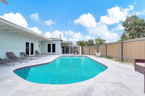 1013 S 24th Ave, Hollywood, FL, 33020-5936 | Card Image
