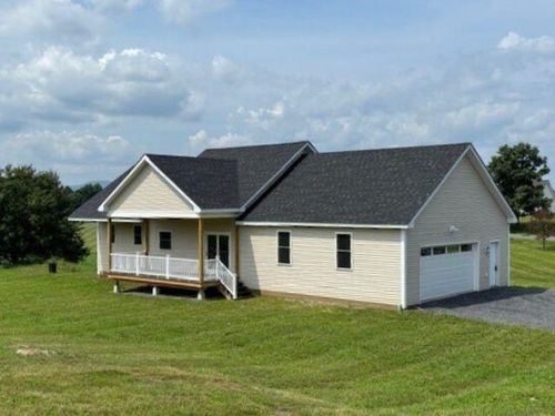 6 Countryside Dr, Barre, VT, 05641-4470 | Card Image
