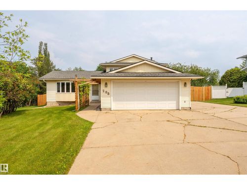 208 18 St, Cold Lake, AB, T9M1B5 | Card Image