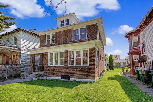 469 5th St, Niagara Falls, NY, 14301-1603 | Card Image