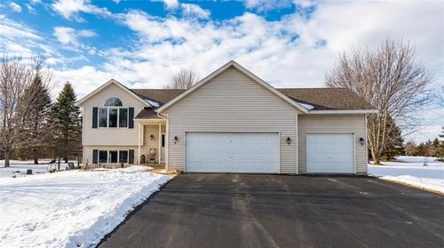 602 Summerfield Cir, Hudson, WI, 54016-8163 | Card Image