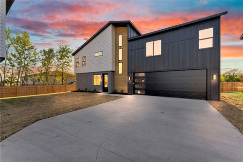 2610 W Bonnie Ln, Rogers, AR, 72758 | Card Image