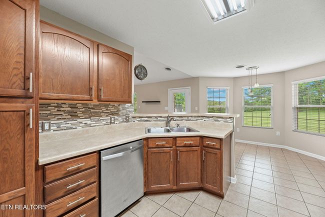 5699 Autumn Creek Dr, House other with 3 bedrooms, 2 bathrooms and null parking in Knoxville TN | Image 10