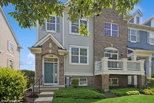126 Goldenhill St, Carol Stream, IL, 60188-1303 | Card Image