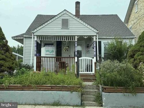 423 W Penn St, CARLISLE, PA, 17013-2235 | Card Image