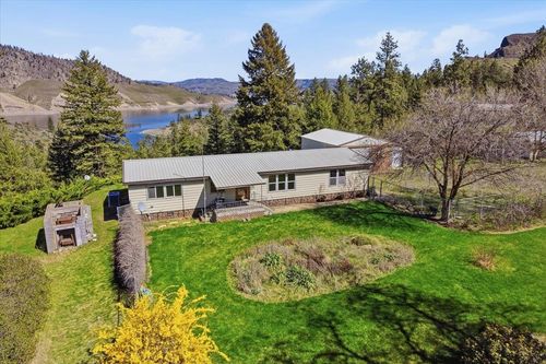 38738 Sterling Valley Rd N, Lincoln, WA, 99147-8507 | Card Image