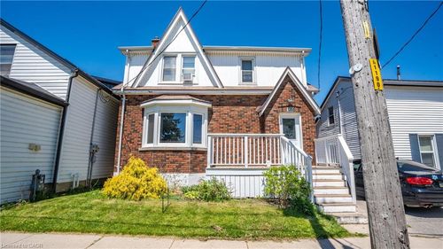 135 Stanley St, Simcoe, ON, N3Y1M6 | Card Image