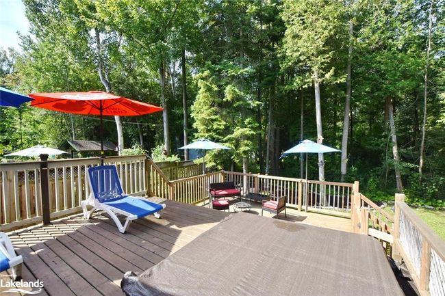 36 47 Th St S, House other with 5 bedrooms, 3 bathrooms and 6 parking in Wasaga Beach ON | Image 38