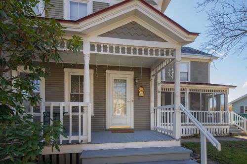 20 Curtis Ave, Rutland, VT, 05701-4845 | Card Image