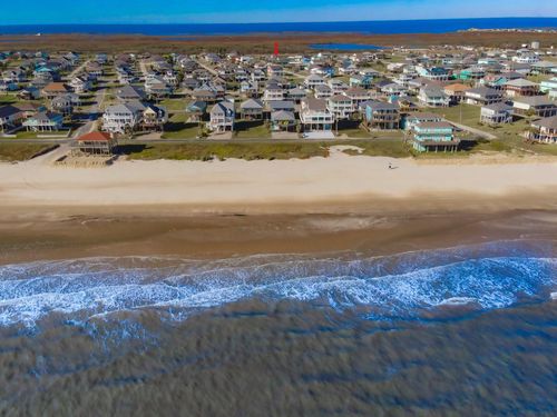970 Surf Rd, Crystal Beach, TX, 77650 | Card Image