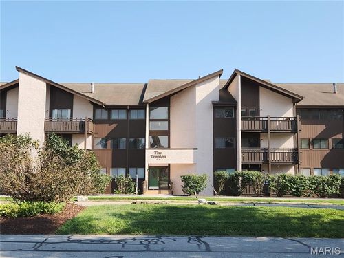 304-1465 Heritage Lndg, Saint Charles, MO, 63303-6167 | Card Image