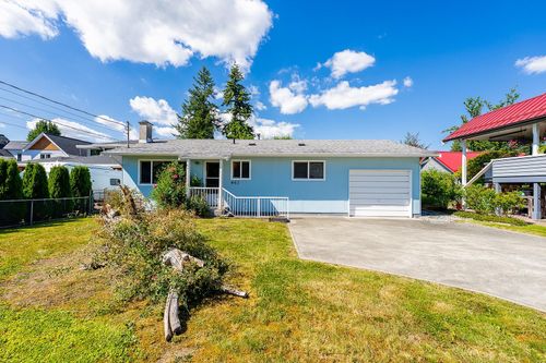 461 Cumberland Street, New Westminster, BC, V3L3G7 | Card Image